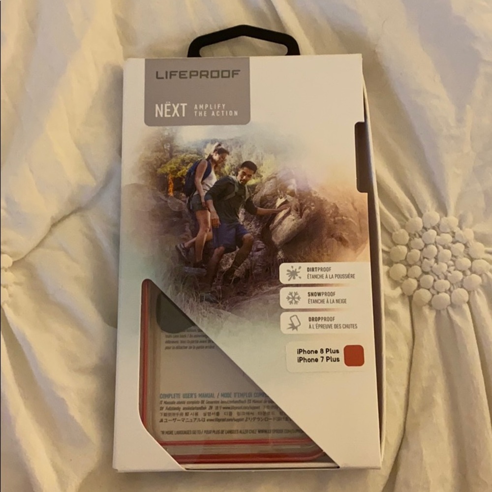 iPhone 7 Plus lifeproof case